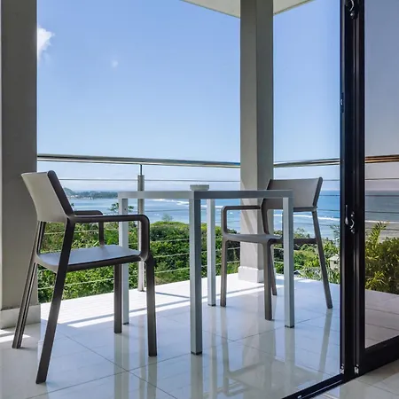 Апартаменты East Horizon Self Catering