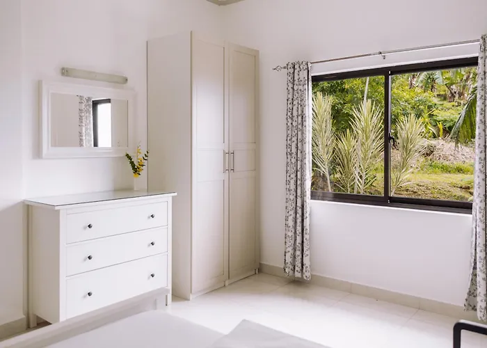 East Horizon Self Catering *