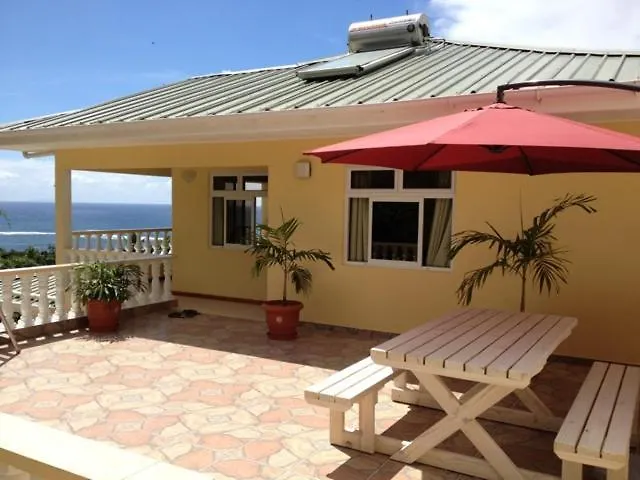 East Horizon Self Catering Au Cap (Mahe)